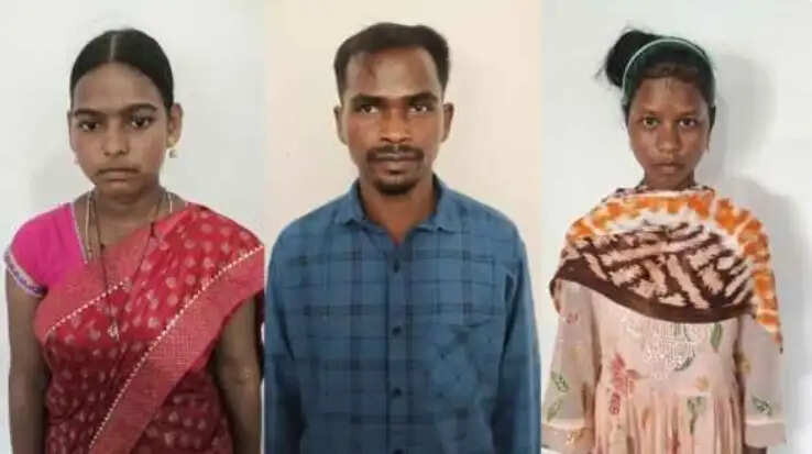10 लाख के इनामी माओवादी सालुका कायम समेत तीन ने किया आत्मसमर्पण