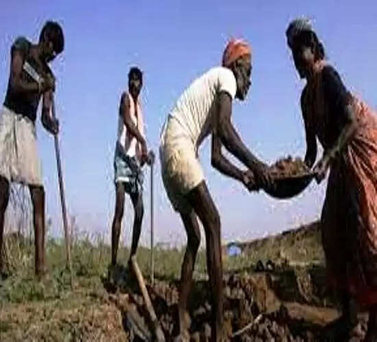 मनरेगा मजदूरों की मजदूरी में 17 रुपये की बढ़ोत्तरी