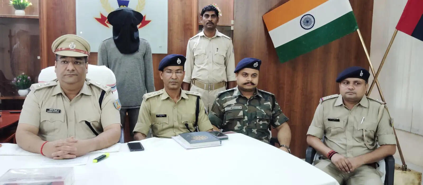 लाखों के जेवरात चोरी का खुलासा, आरोपित गिरफ्तार