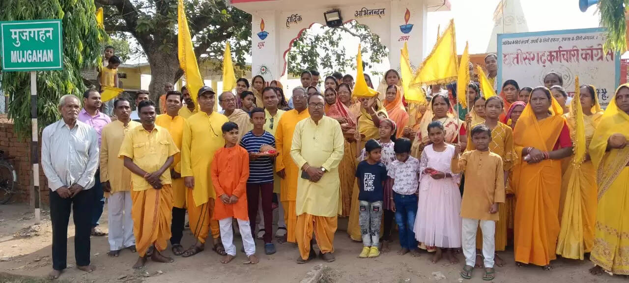 ग्यारह हजार से अधिक श्रद्धालुओं ने किया दिव्य ज्याेति कलश का दर्शन