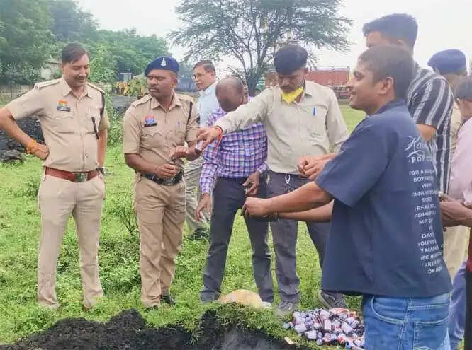 कांकेर पुलिस ने जप्त 178 किलो गांजा सहित 83 लाख के मादक पदार्थ किए नष्ट