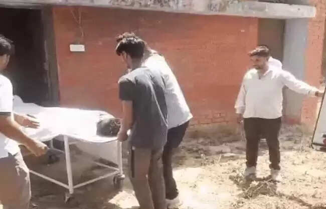 नारनौलः सीवर सफाई के लिए मेनहोल में उतरे दो कर्मियों की मौत