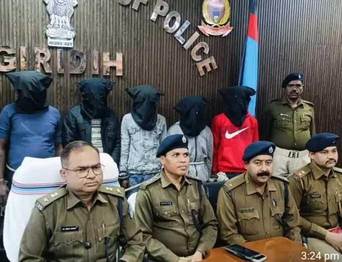 गोलीकांड के आरोपितों को 12 घंटों में पुलिस ने पकड़ा