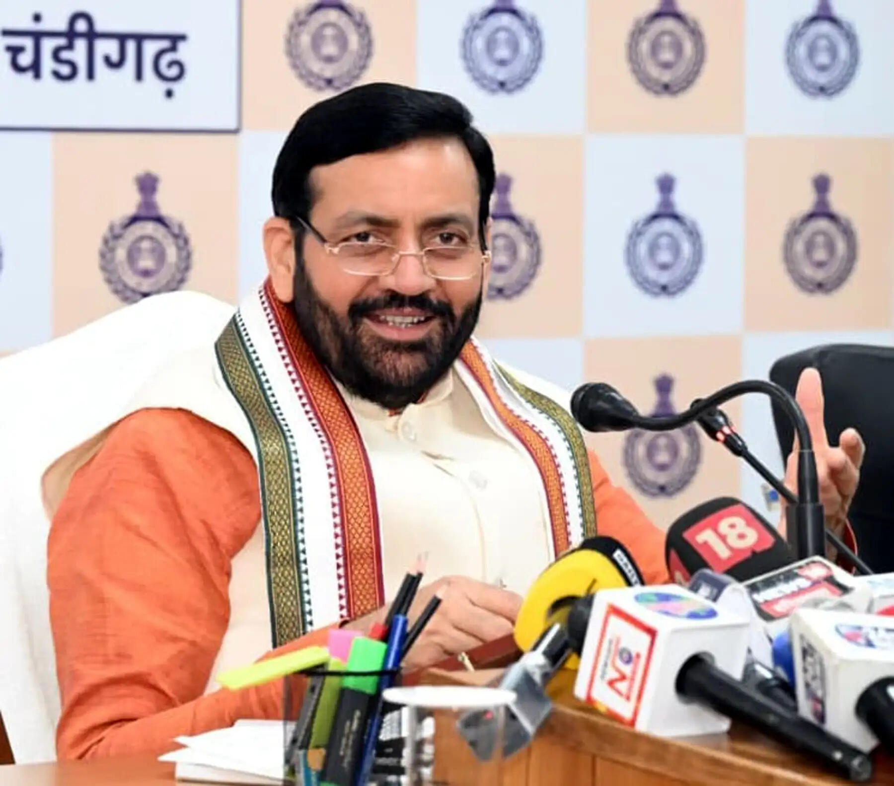 चंडीगढ़ :&nbsp;हरियाणा में पैट्रोल, डीज़ल और रसोई गैस की कोई कमी नहीं : नायब सैनी