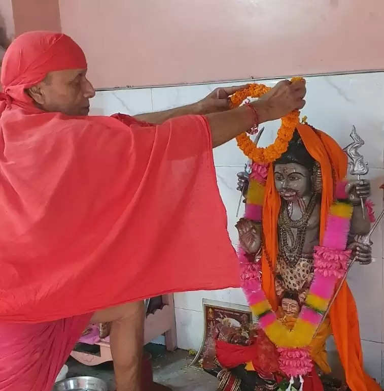 दशहरा पर करें देवी अपराजिता की पूजा, शत्रुओं पर मिलेगी विजय: गुरु साकेत