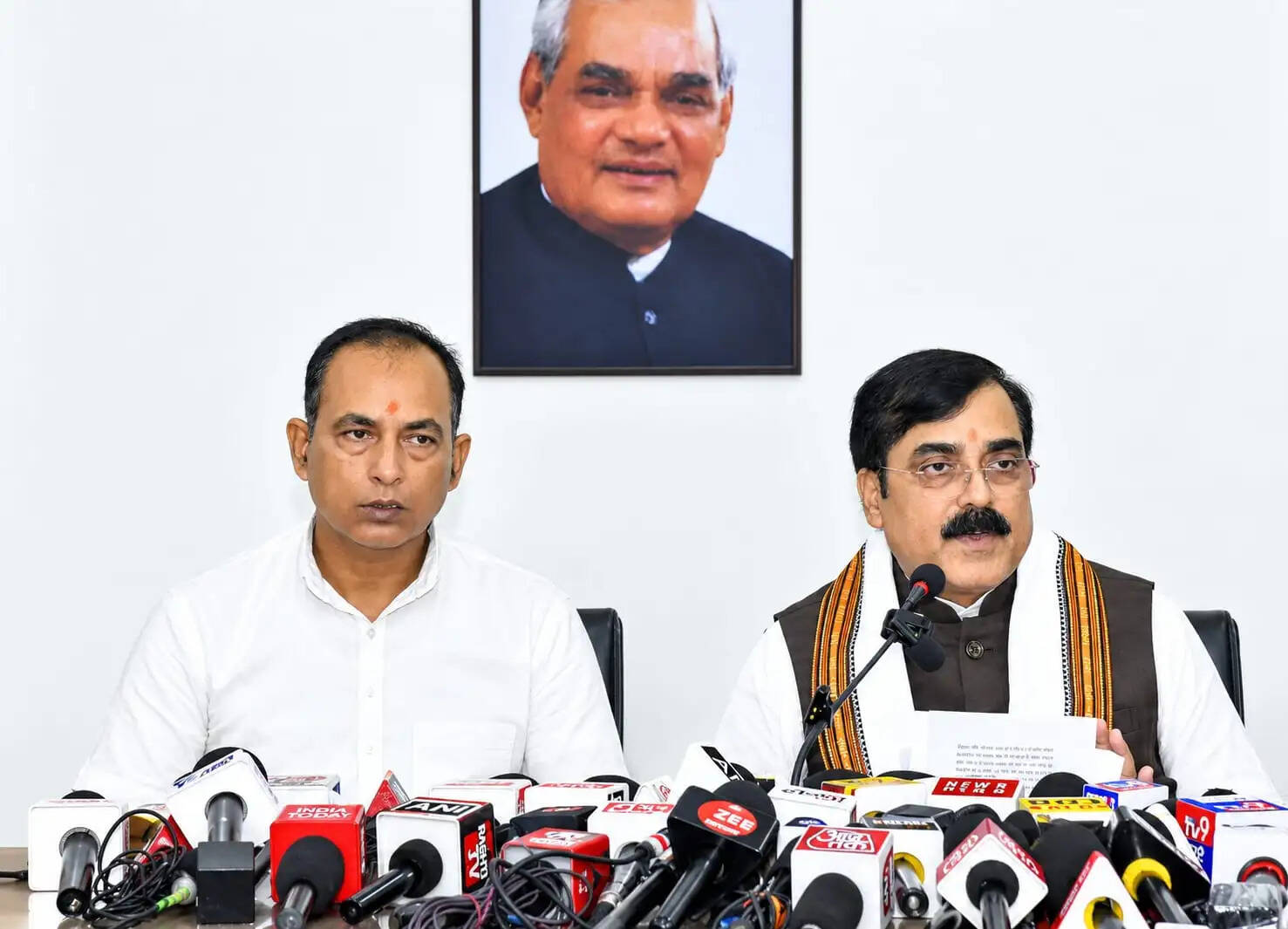 नकली दवा मामले में बिना तथ्य जांचे मेरे खिलाफ चलाया गया था दुष्प्रचार, कांग्रेस और विपक्ष माँगे माफी: जीवेश मिश्रा