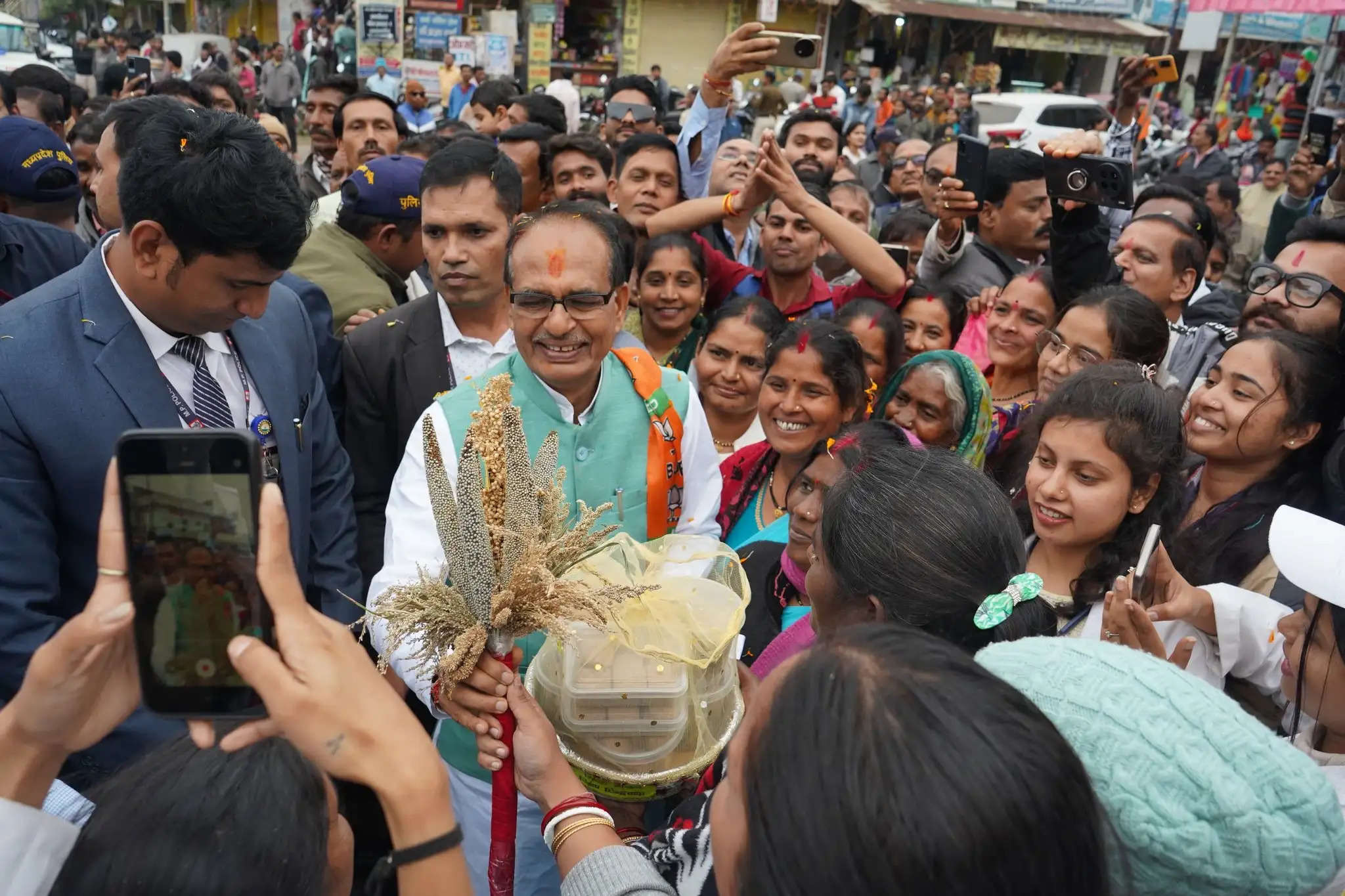 मप्रः लोकसभा चुनाव की तैयारी में जुटे शिवराज, छिंदवाड़ा से शुरू किया 'मिशन 29'