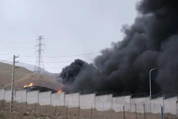 ईरान का आरोप- ऊर्जा ठिकानों पर हमले से युद्ध का खतरनाक चरण शुरू