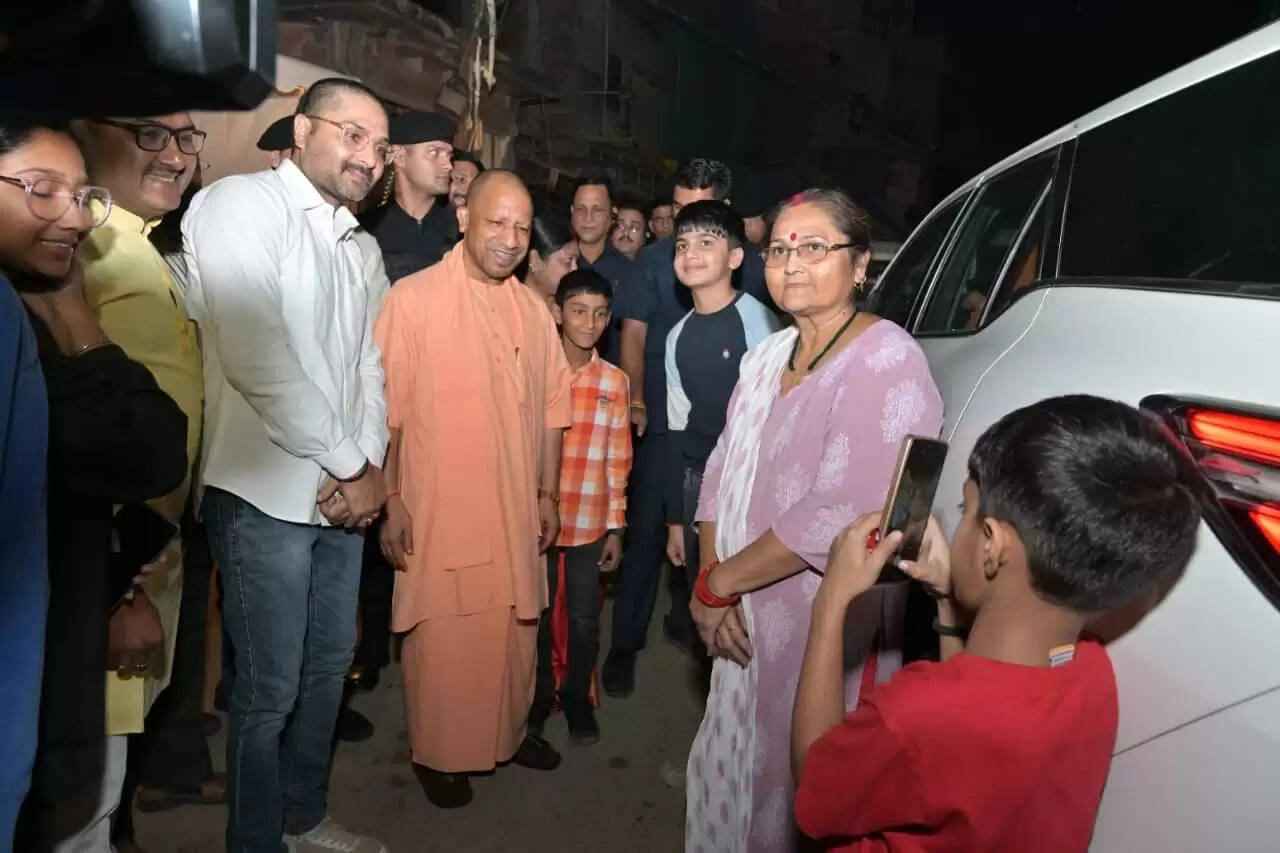 सड़क चौड़ीकरण में रखें जनसुविधा का पूरा ध्यान : मुख्यमंत्री