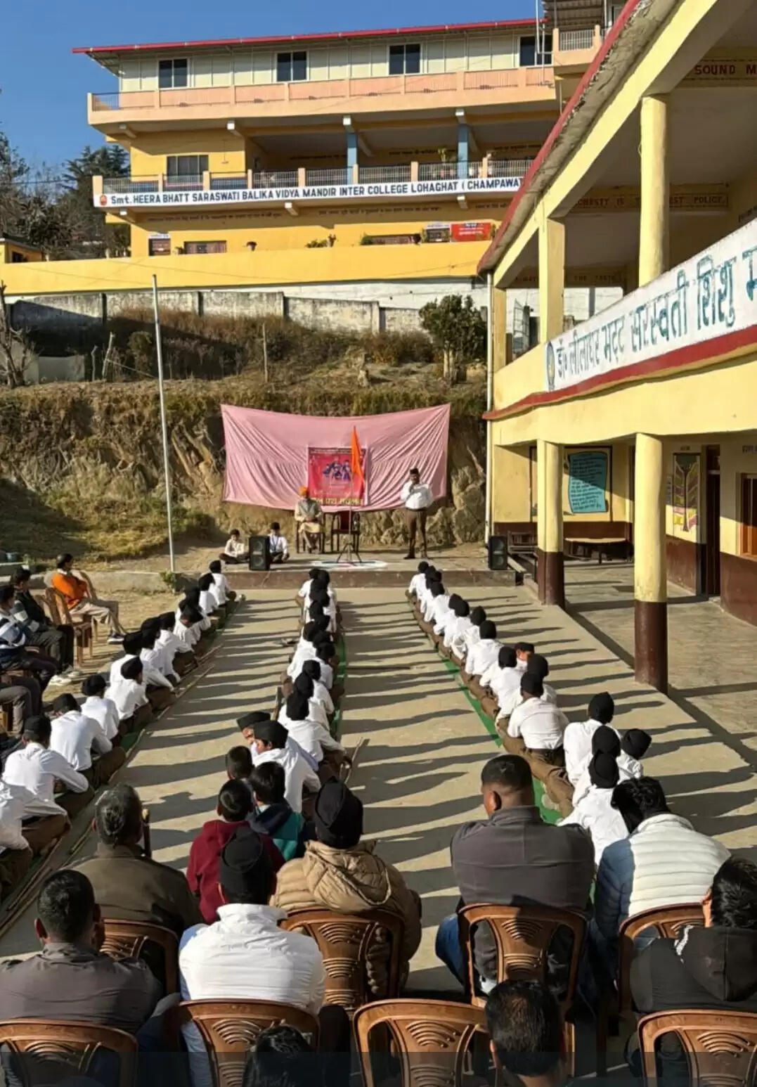 वीर बाल दिवस पर बाल स्वयंसेवकों ने निकाला पथ संचलन