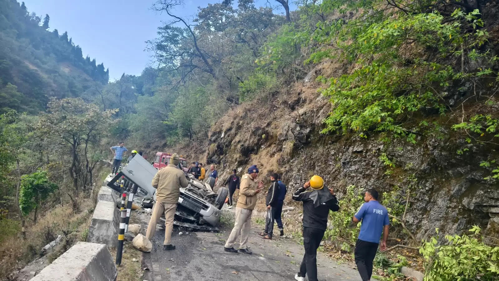 (अपडेट) मसूरी में झड़ीपानी के पास कार हादसा, पांच की मौत, एक घायल