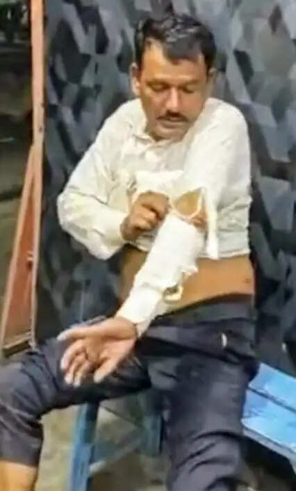 तेंदुए ने मोटरसाइकिल सवाराें पर किया हमला, दोनाें घायल