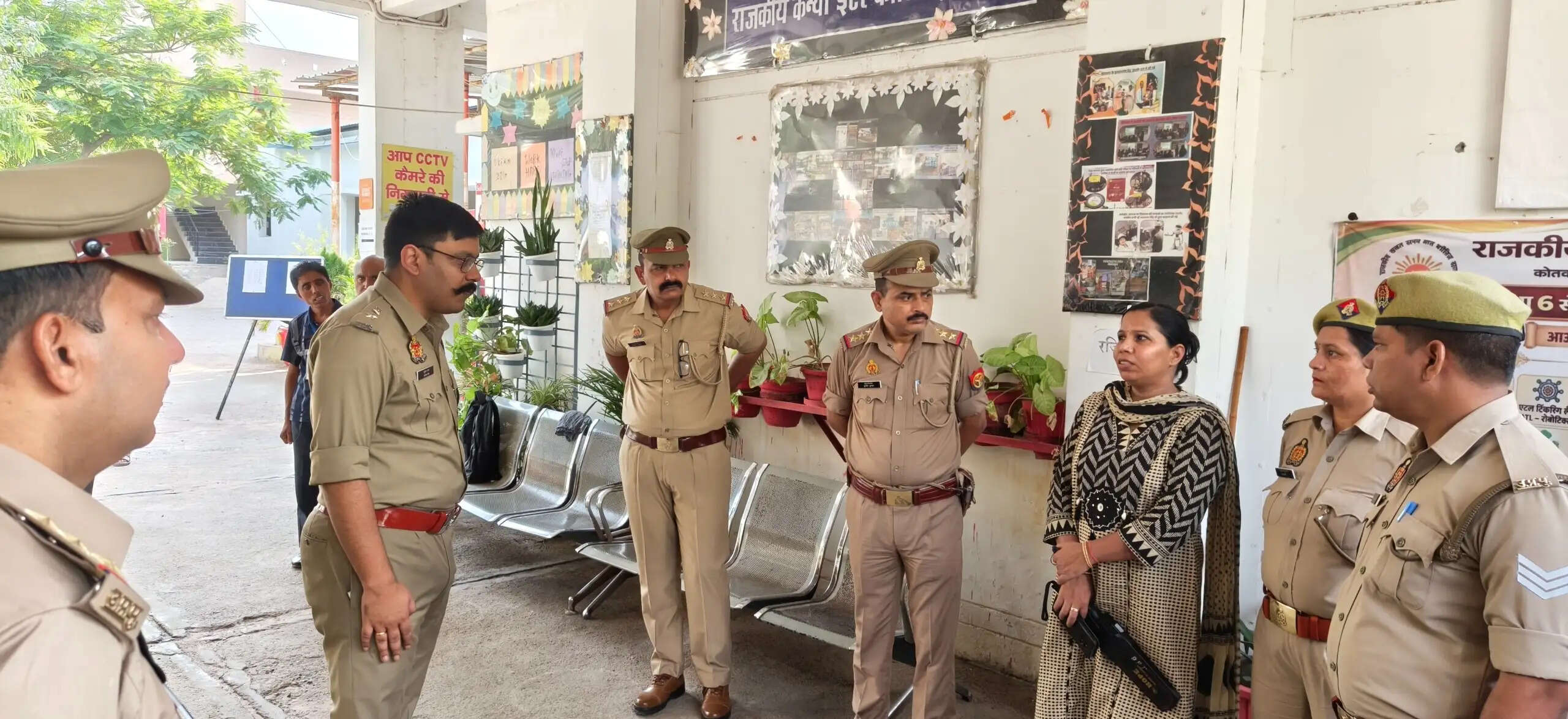 पुलिस अधीक्षक ने परीक्षा केंद्र का किया निरीक्षण, सुरक्षा व्यवस्था परखी