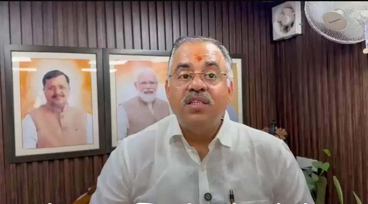 कांग्रेस के नेता मुद्दों पर बहस करने के बजाय जहरीली भाषा का ले रहे सहाराः चुग