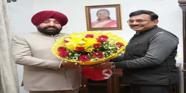 मुख्य सचिव ने राज्यपाल से की शिष्टाचार भेंट