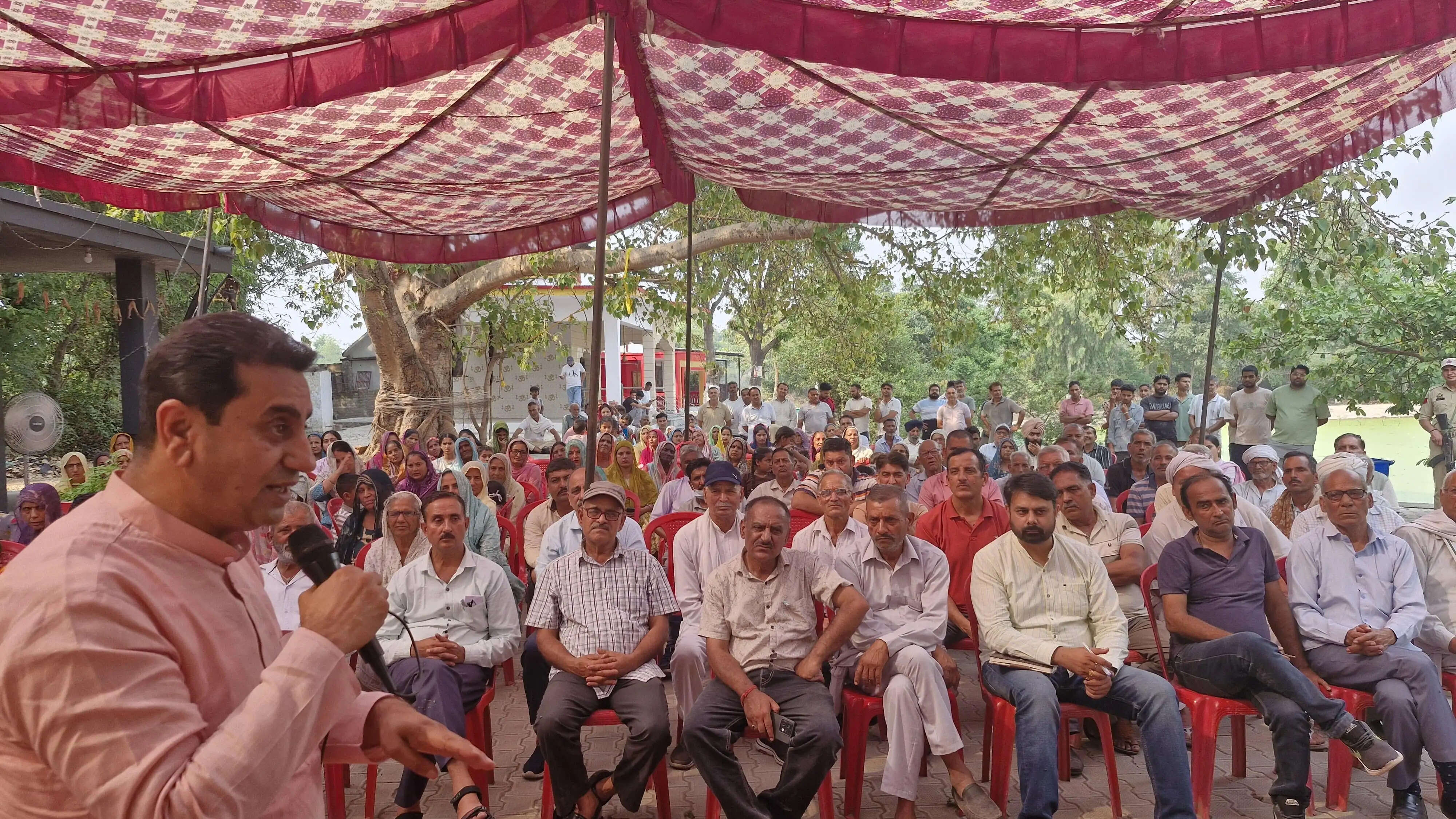 जसरोटिया ने किशनपुर कंडी व छन्न अरोड़ियां में 98 लाख के 45 विकास कार्यों का किया उद्घाटन
