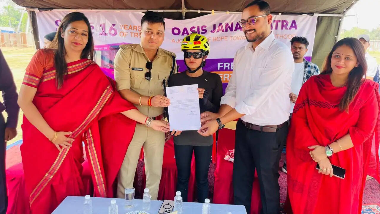 नारी शक्ति की मिसाल बनीं आशा मालवीय : एसपी