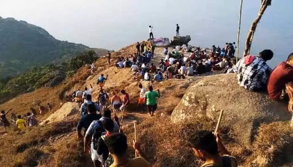 तमिलनाडु में कड़े प्रतिबंधों के बीच आज से शुरू होगी वेल्लियंगिरी पर्वत की यात्रा