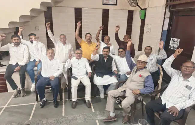 सोनीपत: दीपावली पर दुकानदारों को परेशान न करे प्रशासन, व्यापार मंडल की अपील
