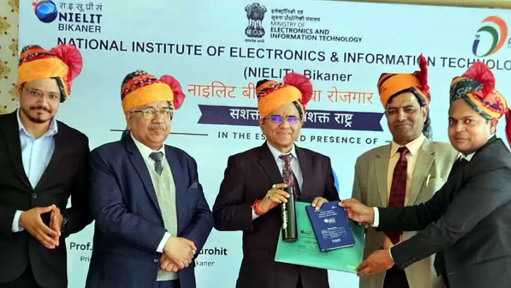 युवा रोजगार मेले में 350 विद्यार्थियों ने लिया भाग, 150 को मिली नौकरी