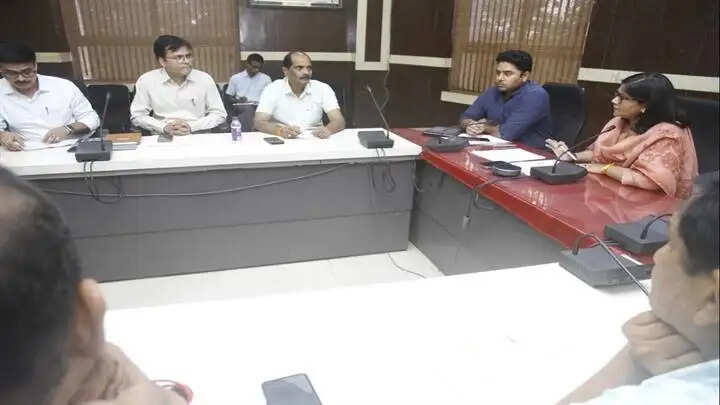 ग्वालियरः बरसात के मौसम में डेंगू से बचाव के लिए नागरिक आवश्यक सावधानी बरतें