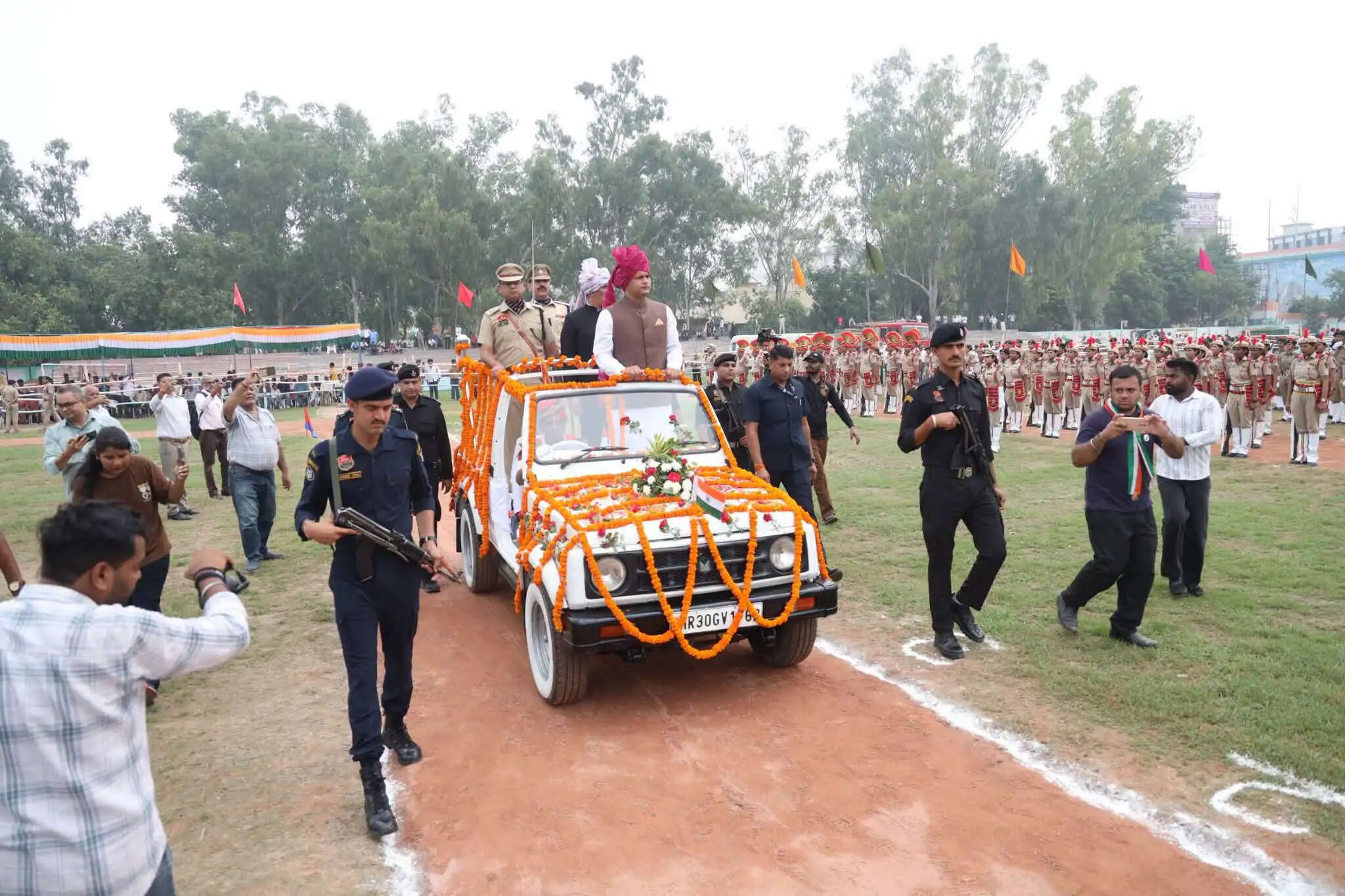 पलवल में खेल मंत्री गौरव गौतम ने किया ध्वजारोहण