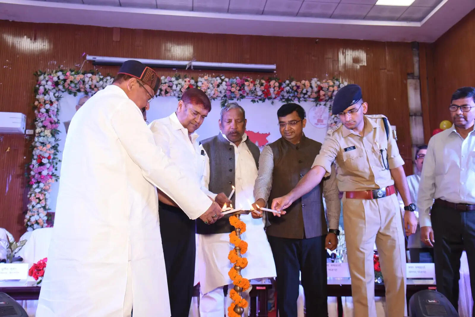 बिहार दिवस के अवसर पर नालंदा जिला में भव्य कार्यक्रम का आयोजन