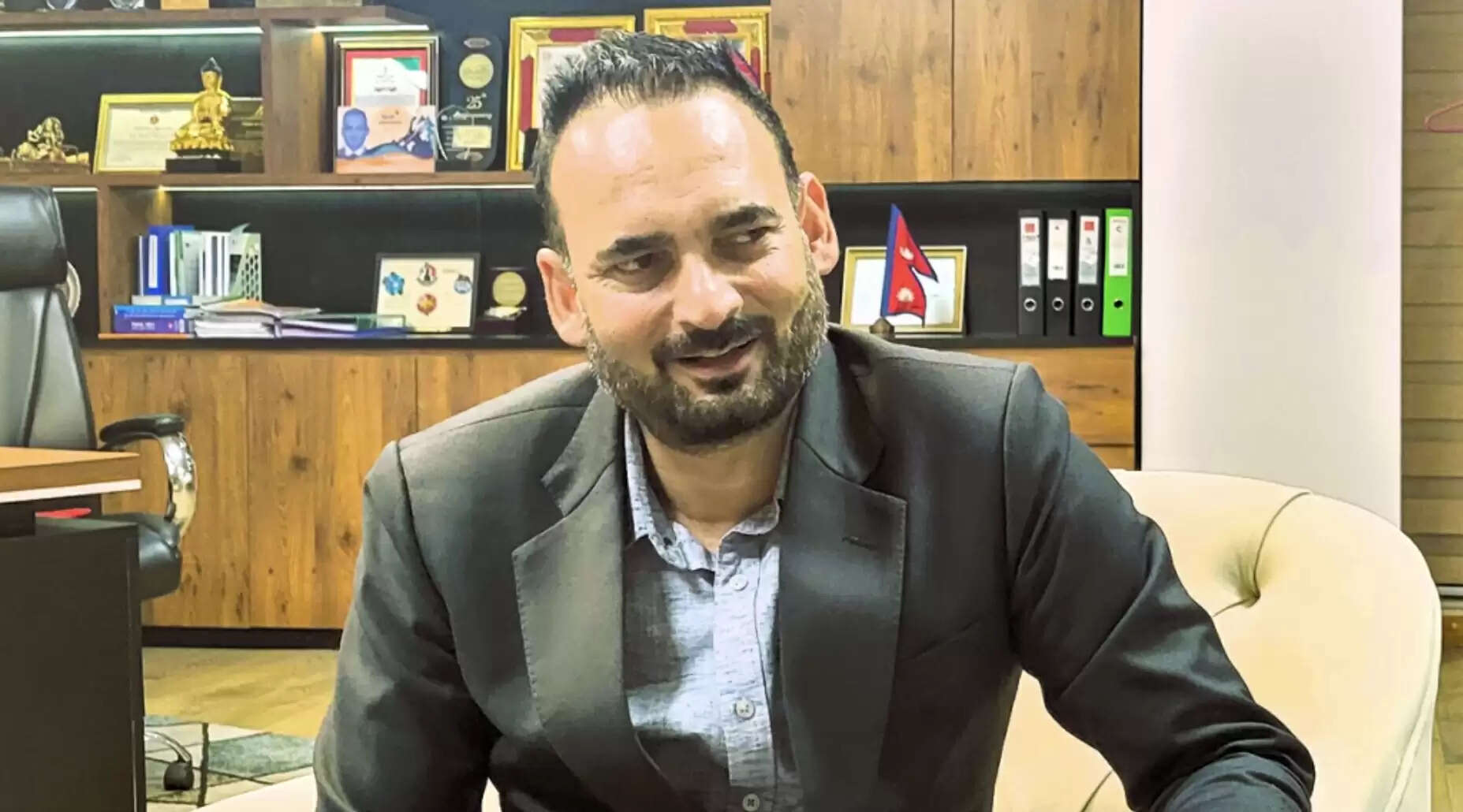 नेपाल नागरिक उड्डयन प्राधिकरण के वर्तमान एवं पूर्व महानिदेशक भ्रष्टाचार मामले में गिरफ्तार