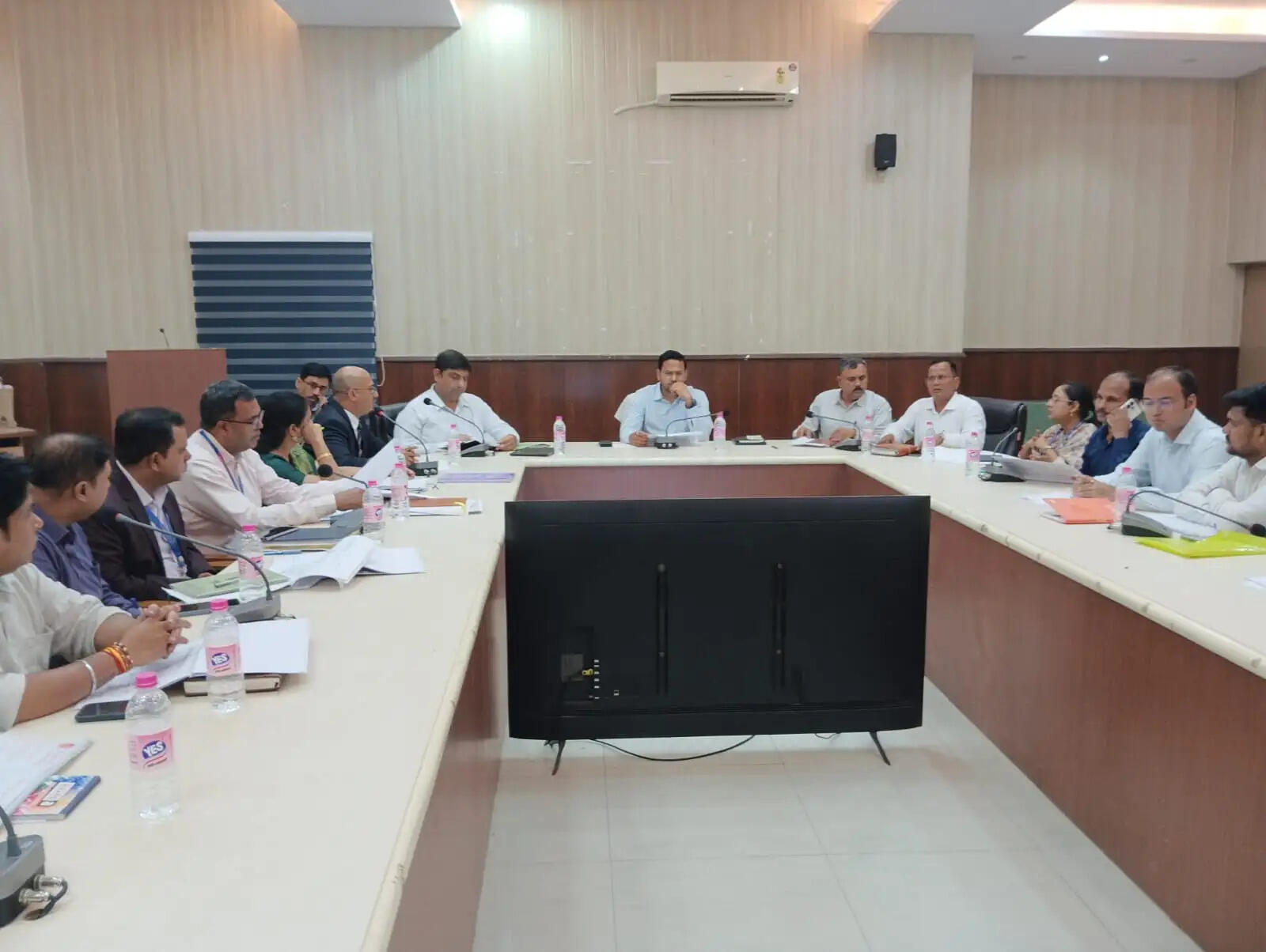 लंबित ऋण आवेदनों का जल्द निस्तारण करें, सीडी रेशियो 45 प्रतिशत तक पहुंचाएं : सीडीओ