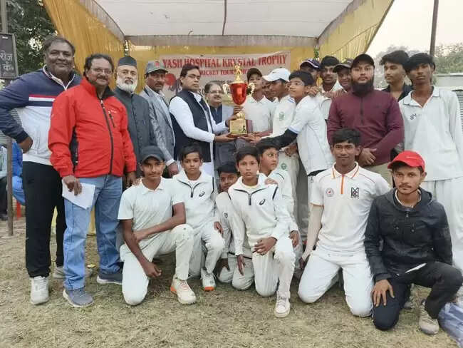 हनुमानगंज को हराकर शुआट्स क्लब चैम्पियन