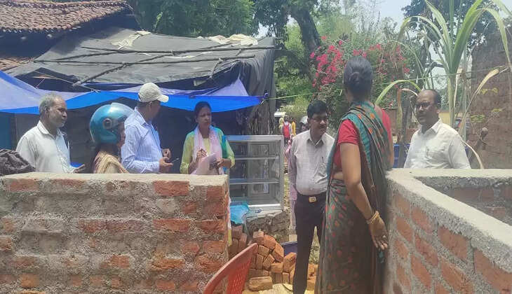 डीडीसी ने लिया मुरहू प्रखंड की विकास योजनाओं का जायजा, दिये निर्देश