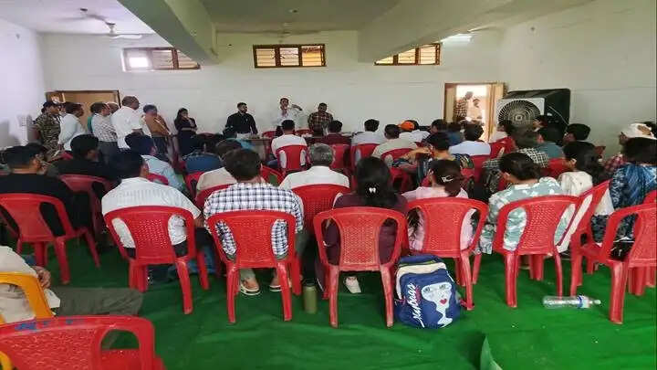 दतिया विधानसभा उपचुनावः माइक्रो ऑब्जर्वरों का प्रशिक्षण सम्पन्न
