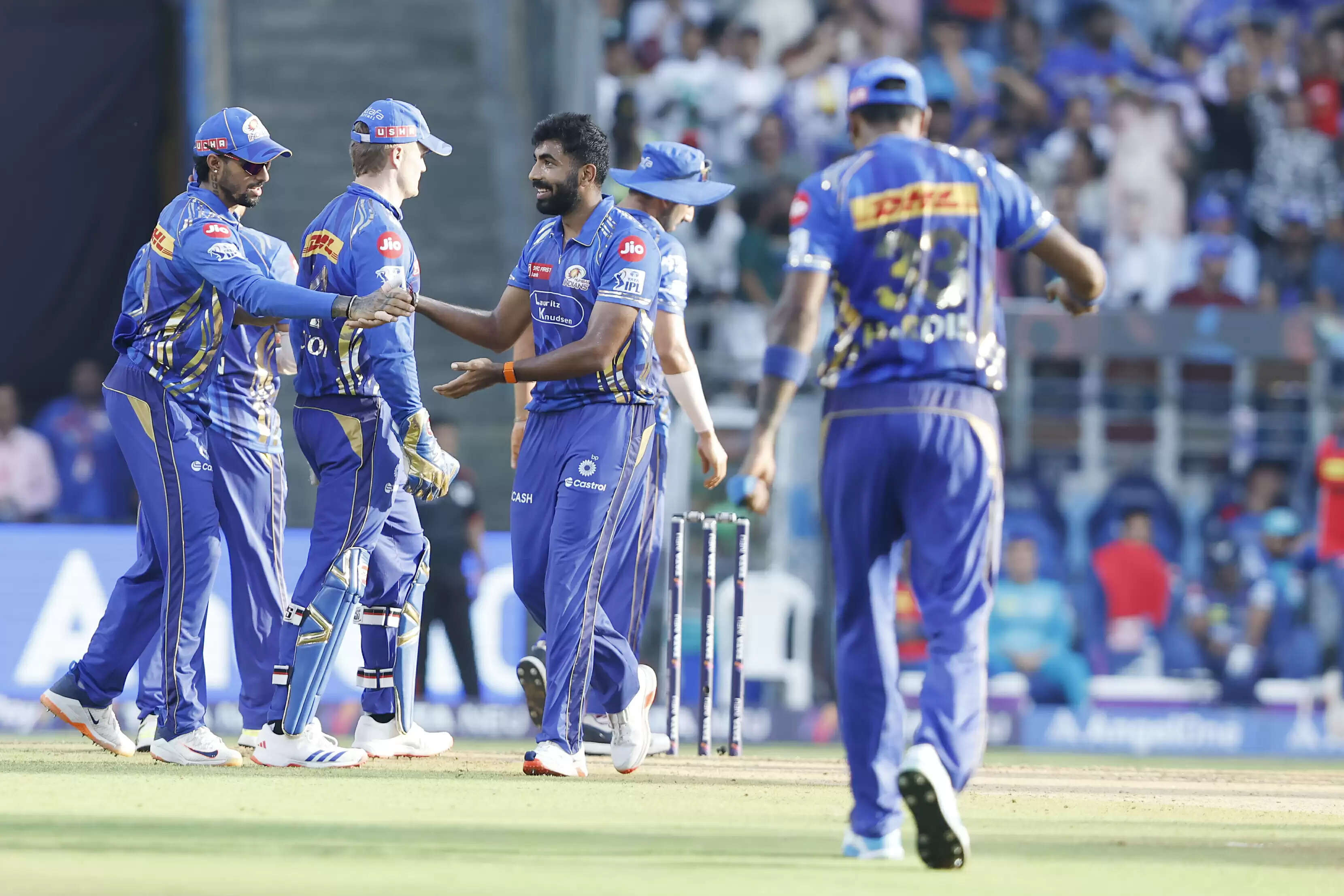 आईपीएल 2025: मुंबई इंडियंस ने लखनऊ सुपर जाएंट्स को 54 रन से हराया