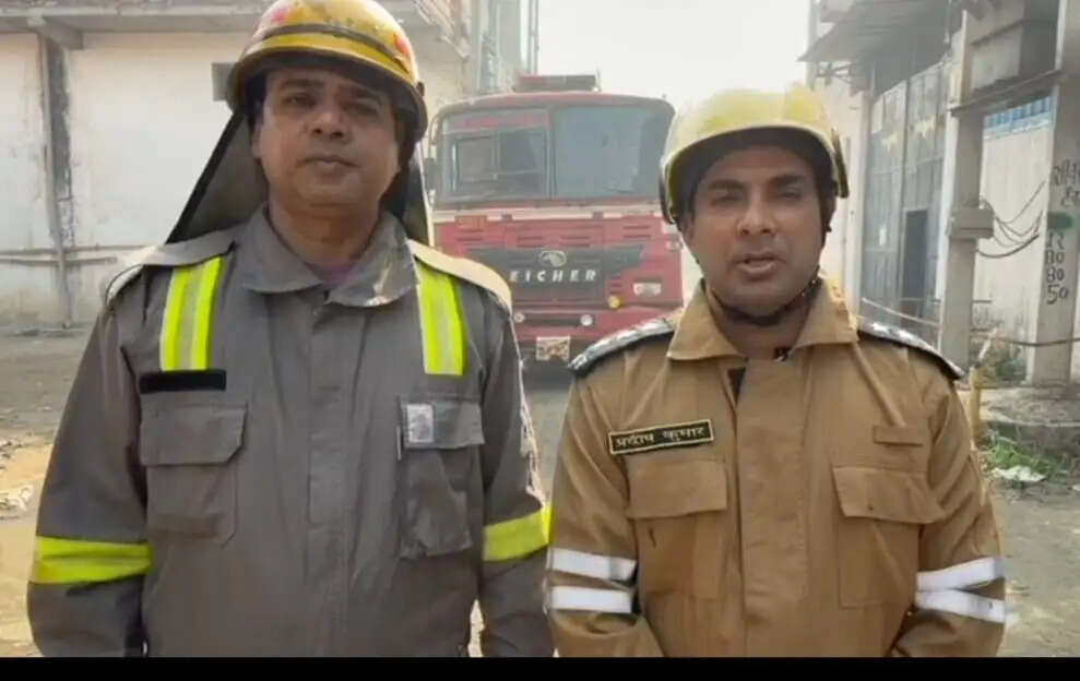 गत्ते का बॉक्स बनाने वाली कंपनी में लगी भयंकर आग