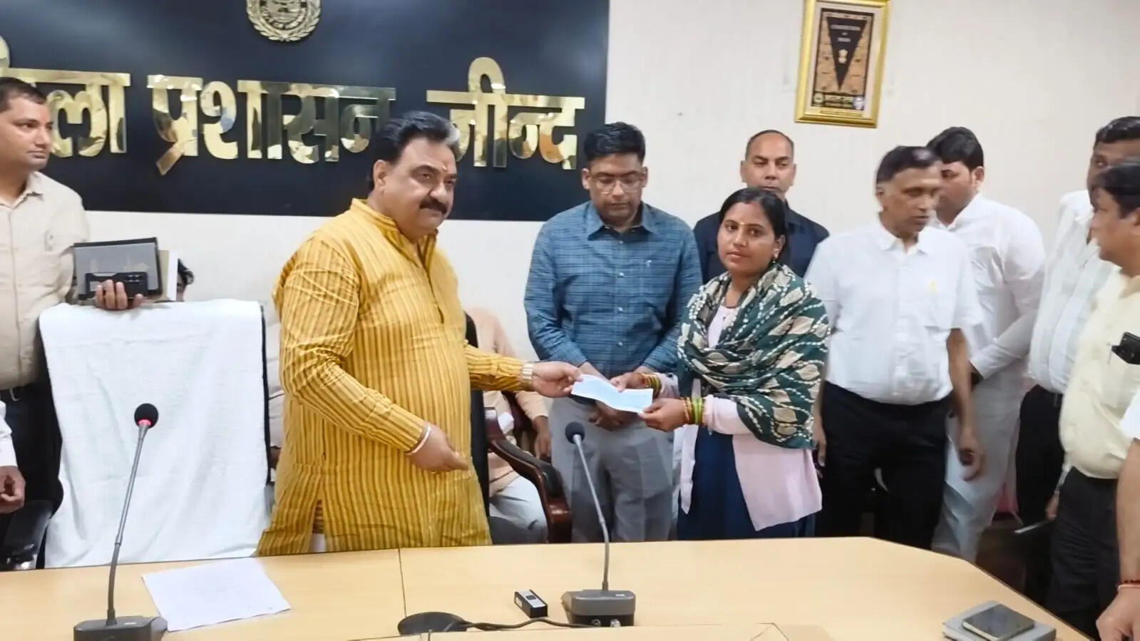 जींद : सरकार का लक्ष्य पंक्ति में खड़े अंतिम व्यक्ति तक लाभ पहुंचाना : डा. मिड्ढा