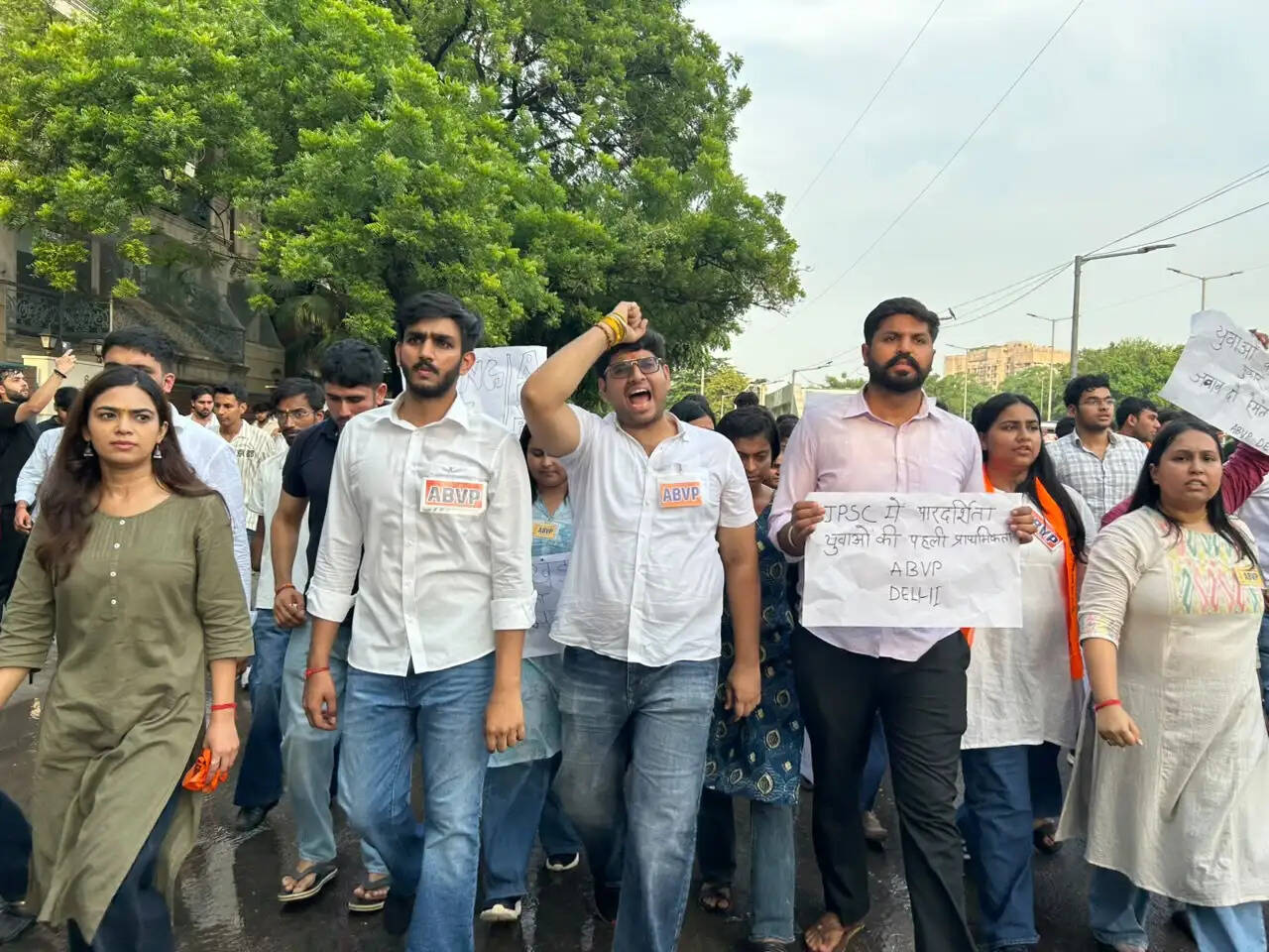 जेपीएससी-जेएसएससी परीक्षा अनियमितताओं के खिलाफ अभाविप का देशव्यापी प्रदर्शन, सीबीआई जांच की मांग
