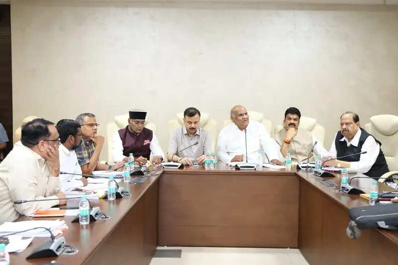 मप्रः स्वामित्व योजना के क्रियान्वयन में पटवारी संघ की कठिनाइयों का समाधान