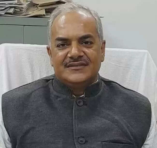 डीएलएड : अभ्यर्थियों का झुकाव नहीं, आधी सीटों के लिए आवेदन