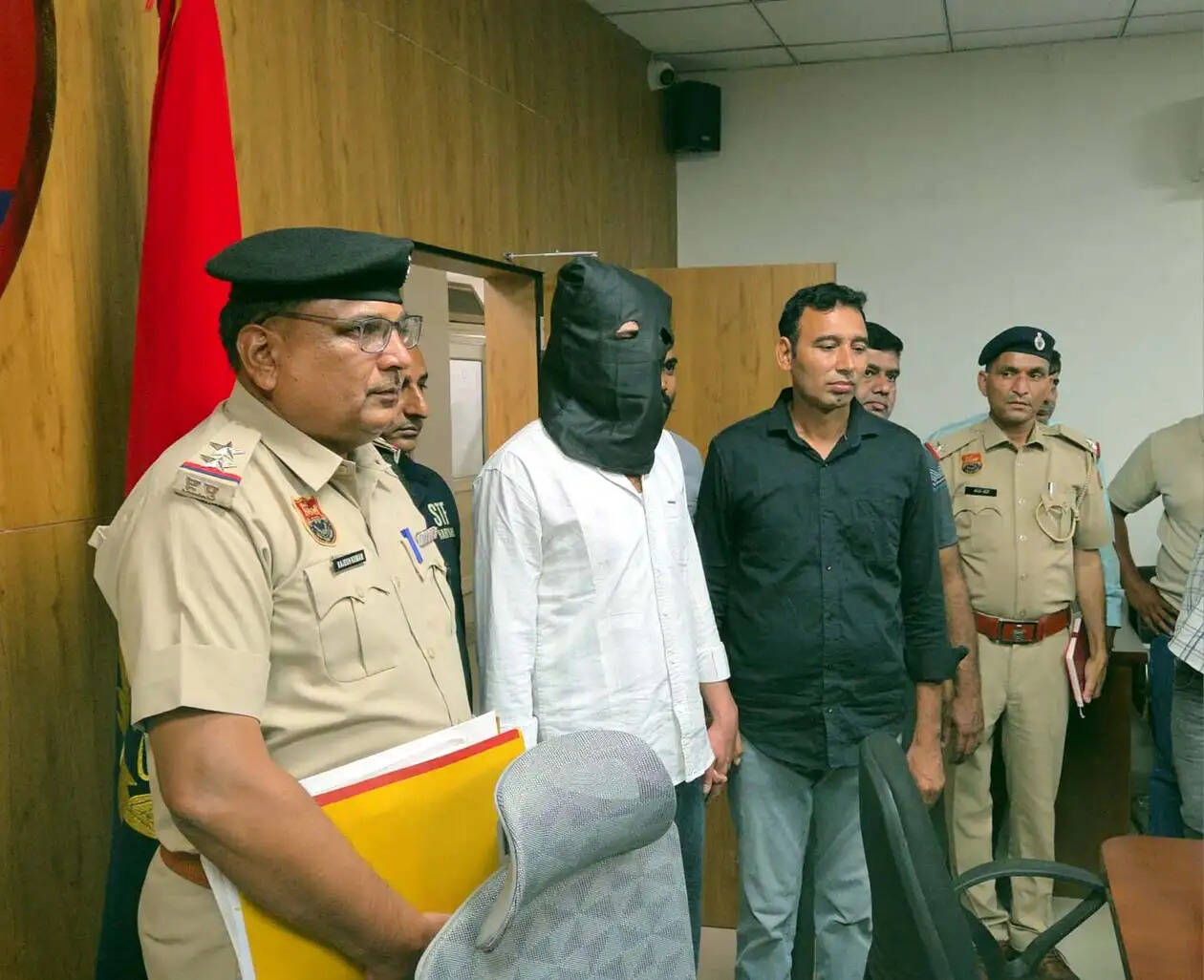 हिसार पुलिस ने गैंगस्टर काला खैरमपुरिया का साथी दिनेश खैरमपुरिया को दबोचा