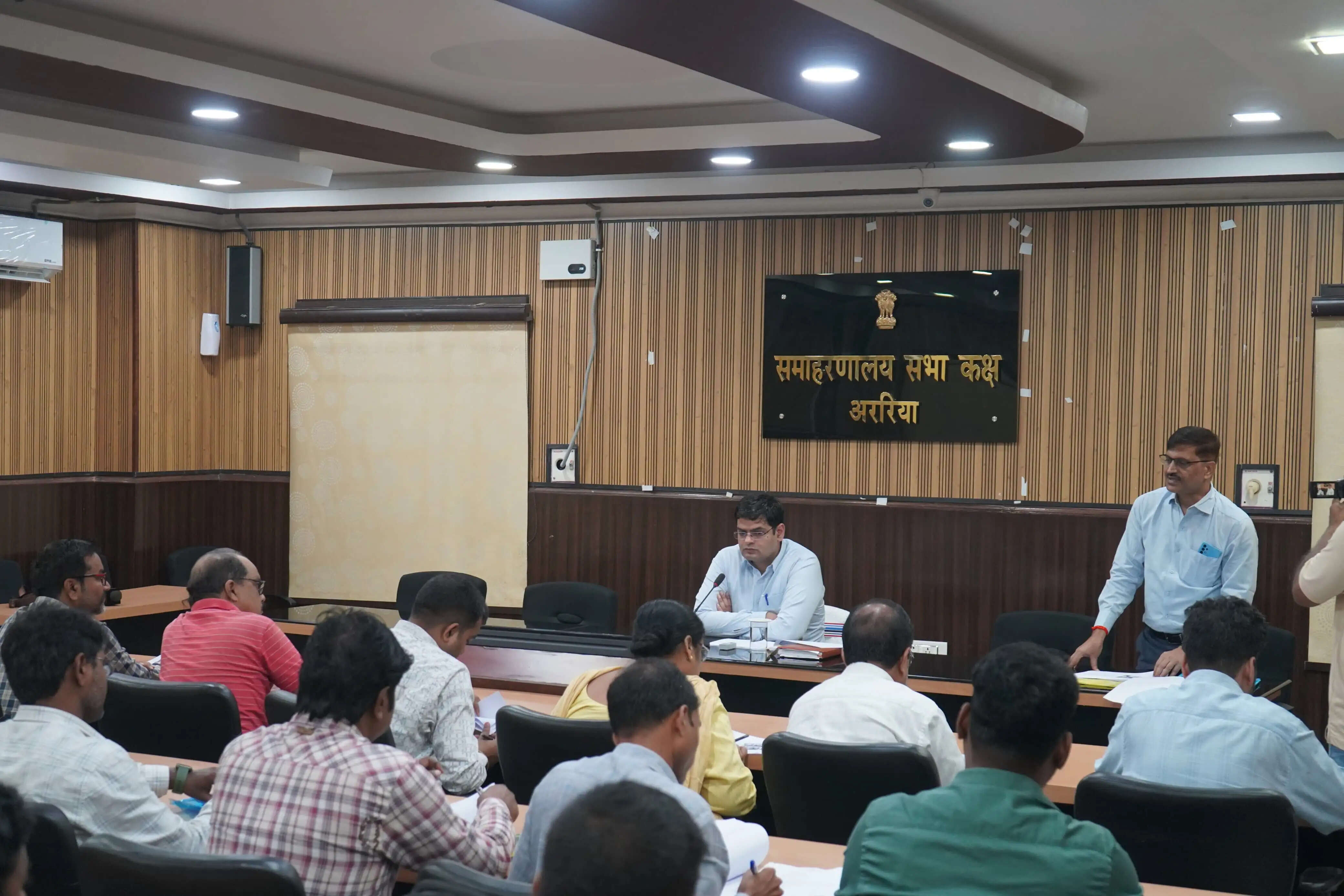 जनजातीय गरिमा उत्सव पर लगे शिविर में 322 में 267 मामलों का हुआ निष्पादन