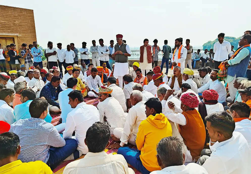 कांग्रेस सरकार ने जनता के हर वर्ग के साथ धोखा किया, जनता इसे उखाड़ फेंकने का मन बना चुकी : केंद्रीय मंत्री शेखावत