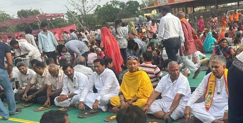 समरसता के रंग में रंगा भीलवाड़ा, उमड़ा आस्था का सैलाब