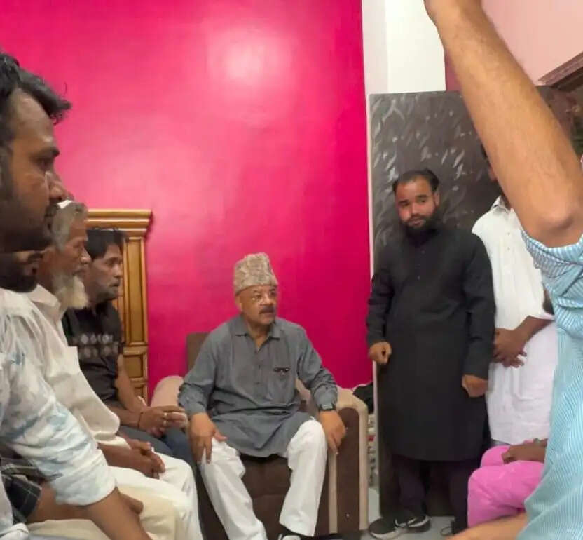 शमशेर ने मृतक के परिजनों से की मुलाकात