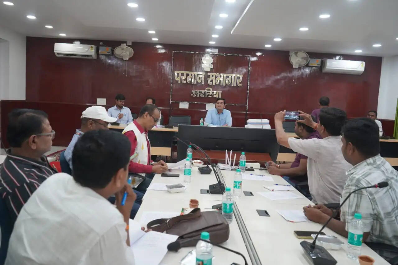 एलपीजी गैस की पर्याप्त उपलब्धता,कंट्रोल रूम मामलों का कर रहा निष्पादन:डीएम