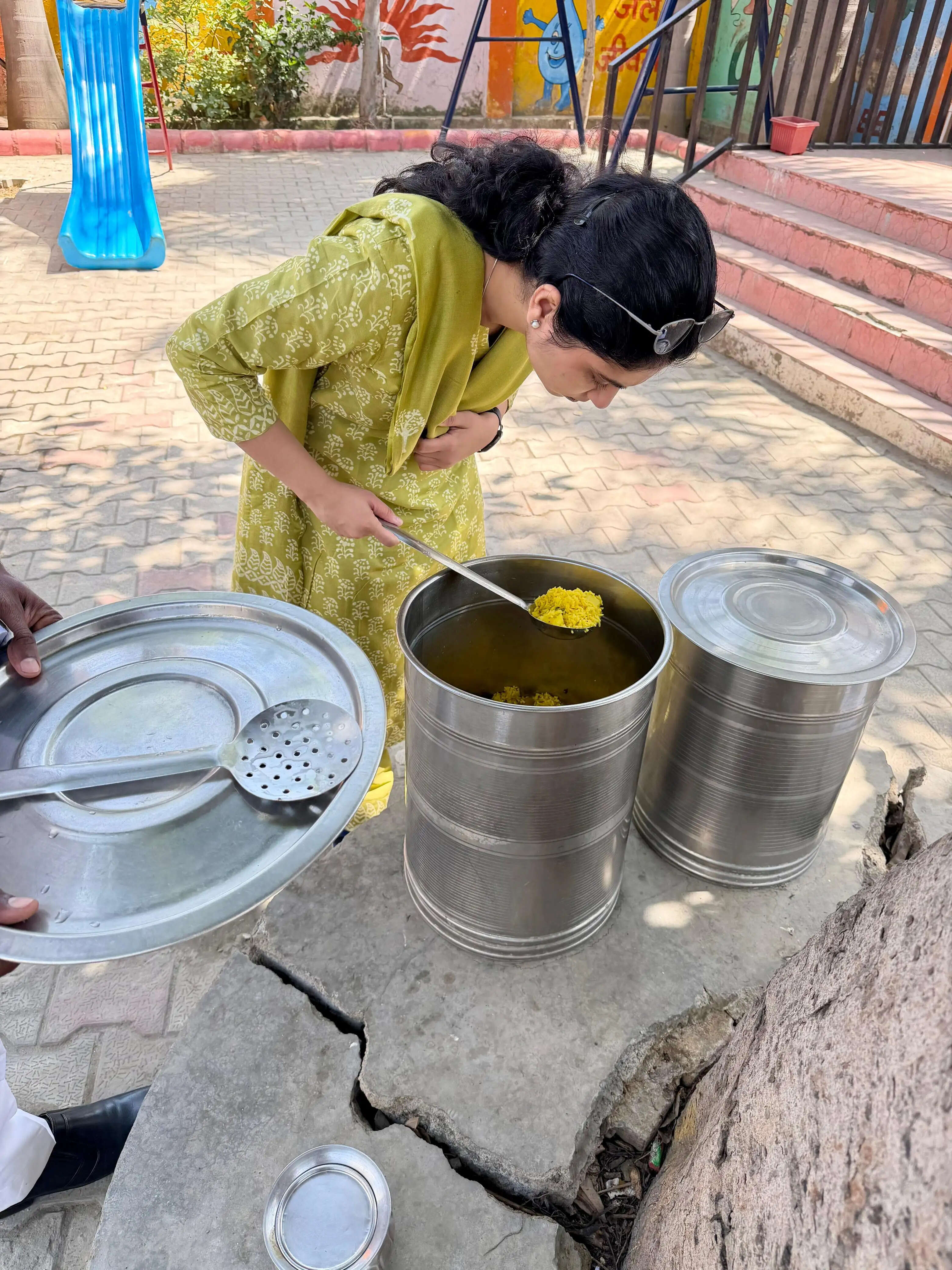 विज्ञान प्रयोगशाला एवं स्मार्ट क्लास को सही ढंग से संचालित किया जाए : मुख्य विकास अधिकारी