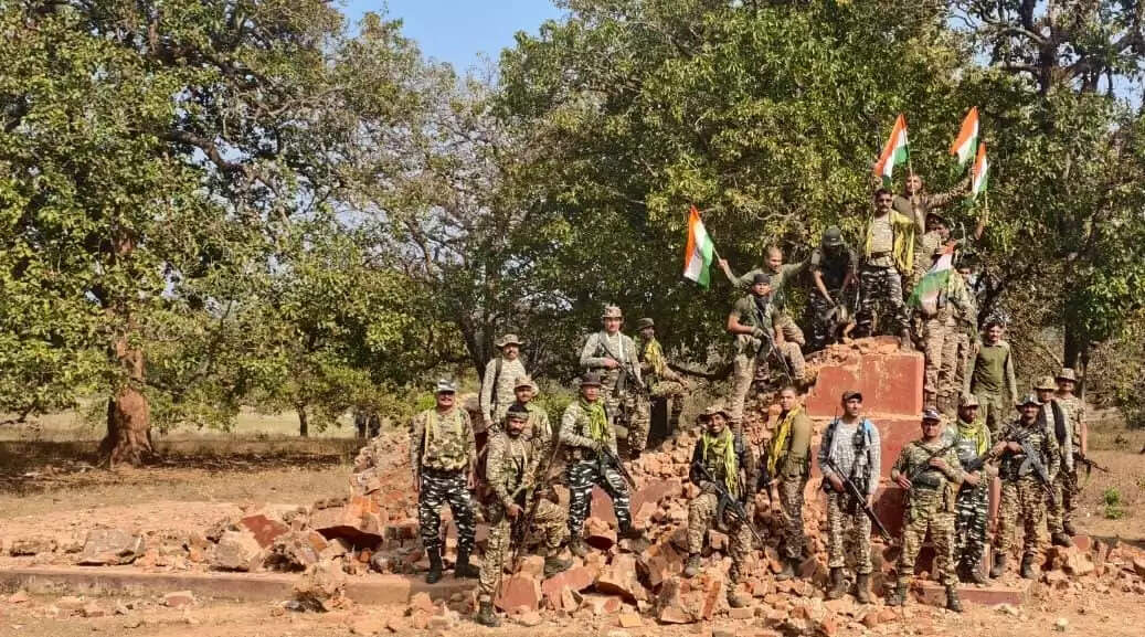 सुकमा में गोगुंडा की पहाड़ियों में टूटा नक्सल भय का प्रतीक, सीआरपीएफ ने रमन्ना का स्मारक किया ध्वस्त