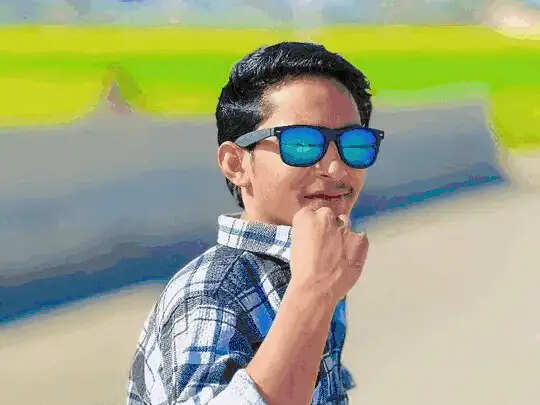 पलवल: सड़क हादसे में दो युवकों की मौत, सड़क किनारे खड़े थे तीनों युवक