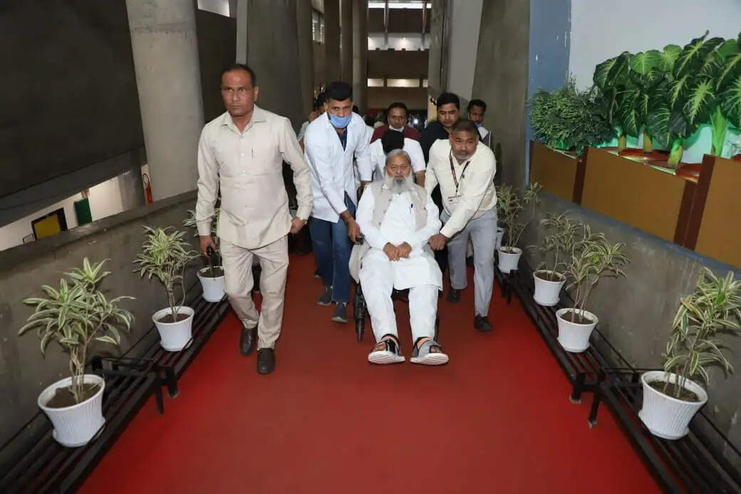 हरियाणा में राज्य सभा की दो सीटों के लिए 88 विधायकों ने किया मतदान