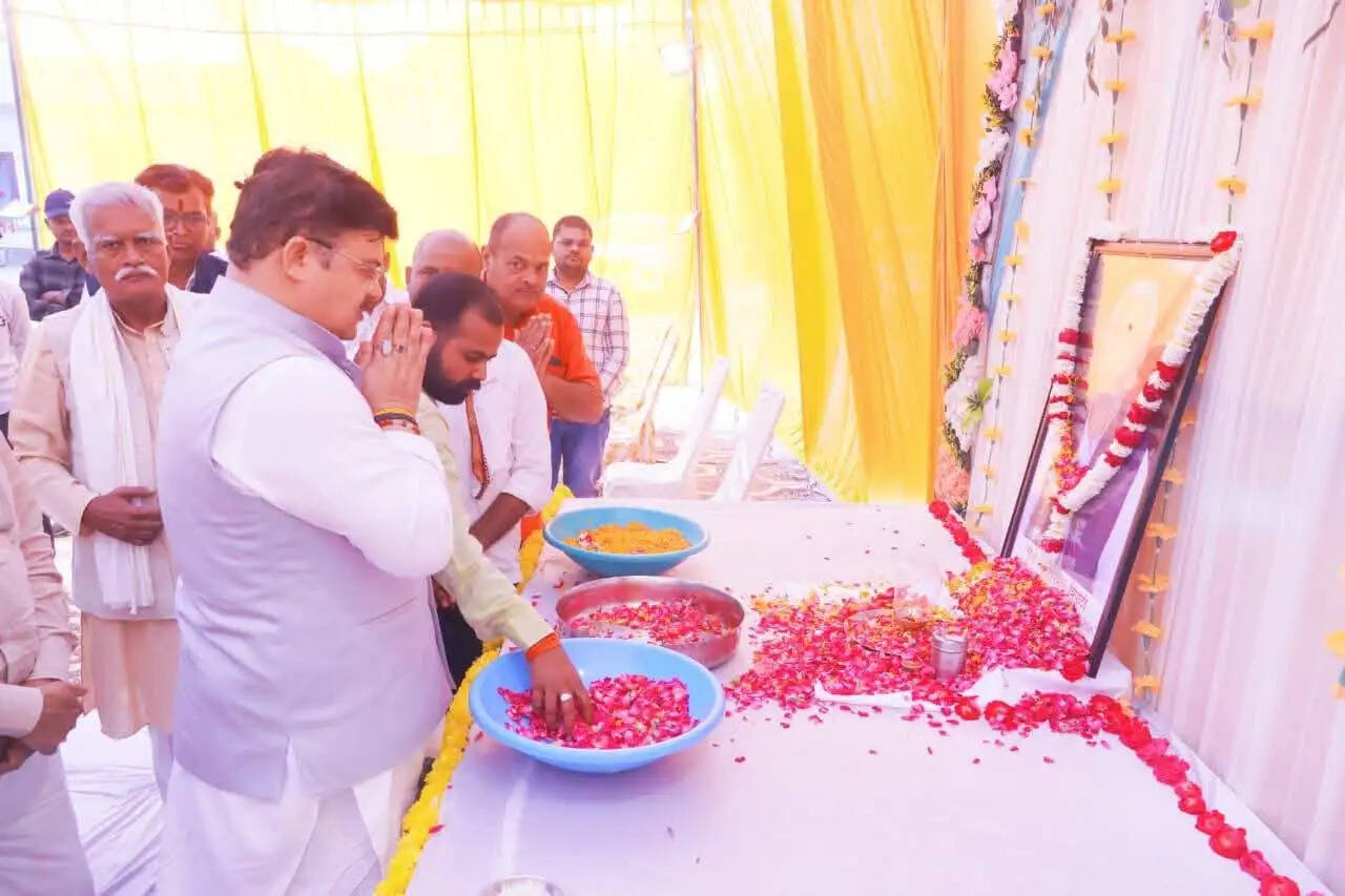 घनश्याम त्रिपाठी का जीवन सादगी, सेवा और समर्पण का प्रतीक : महापौर