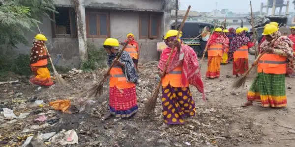 फारबिसगंज नगर परिषद प्रशासन ने चलाया विशेष सफाई अभियान